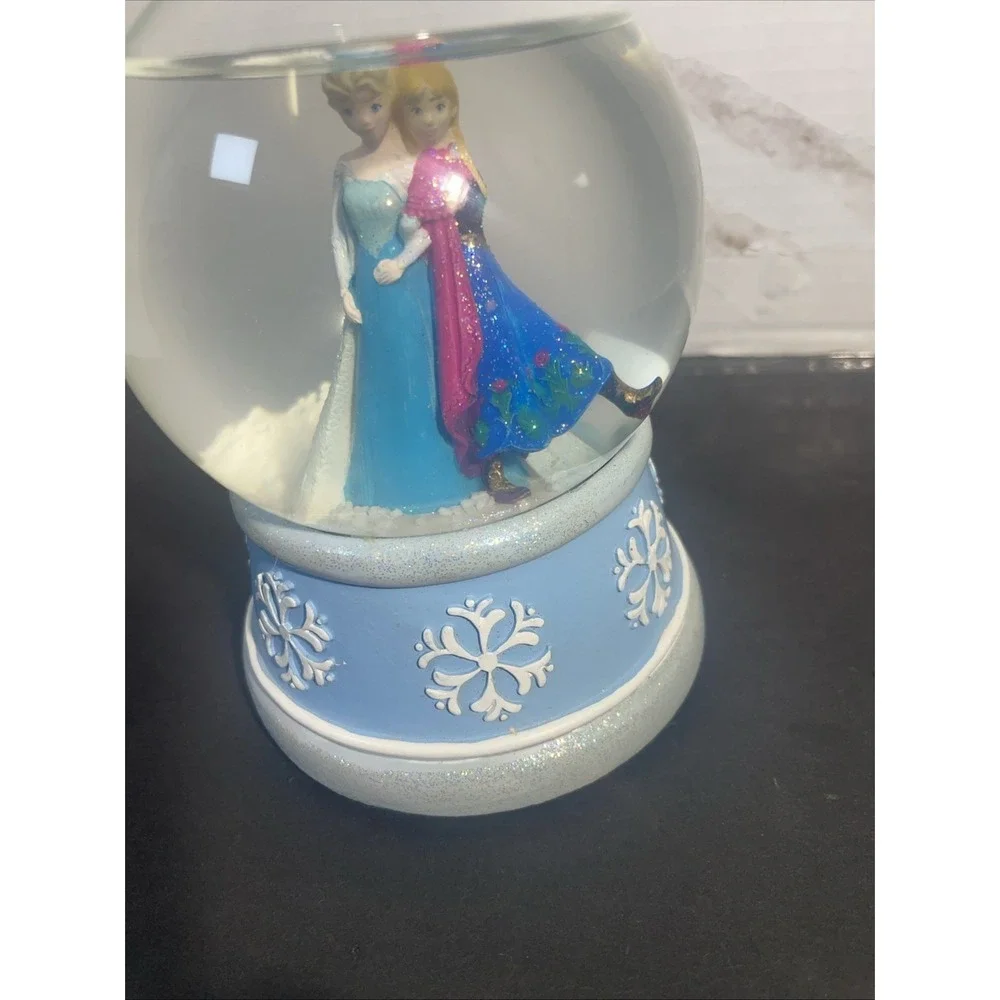 Lenox Classics Disney Frozen Elsa & Anna Musical Snow Globe Snowflake Base